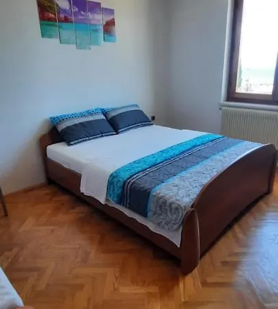 Apartma Seaside Apartment *